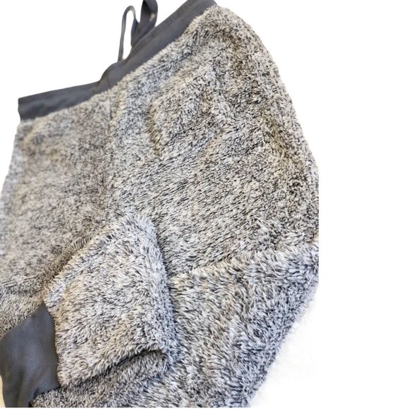 NWOT - Warm & Cozy Fluffy Grey Pyjama /Sweatpants - Picture 3 of 6